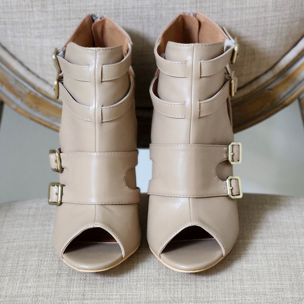 Nude booties size 7